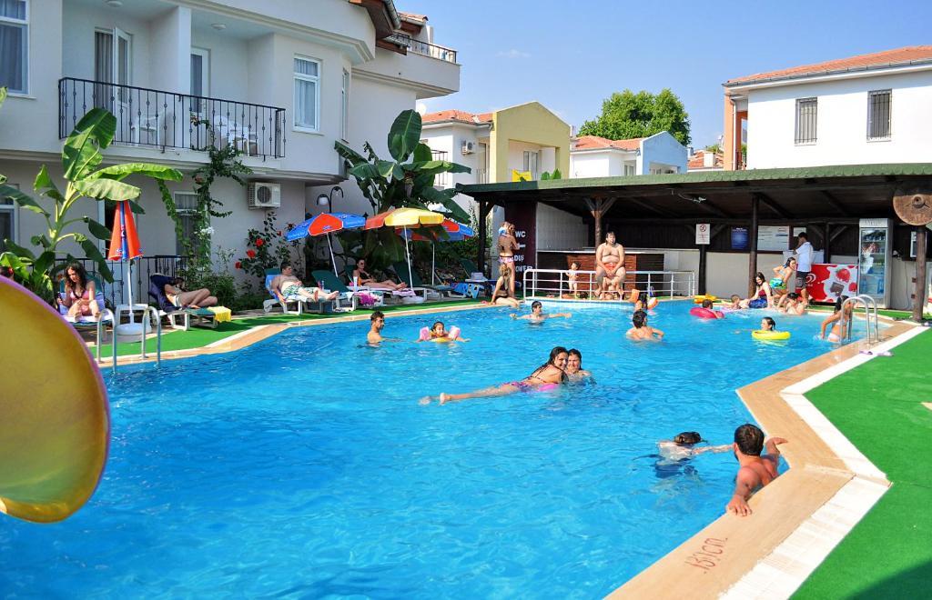 Melek Apart Aparthotel 3*